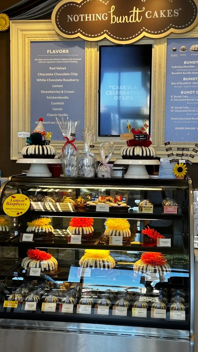Nothing Bundt Cakes (Sherman Oaks) — foto 8