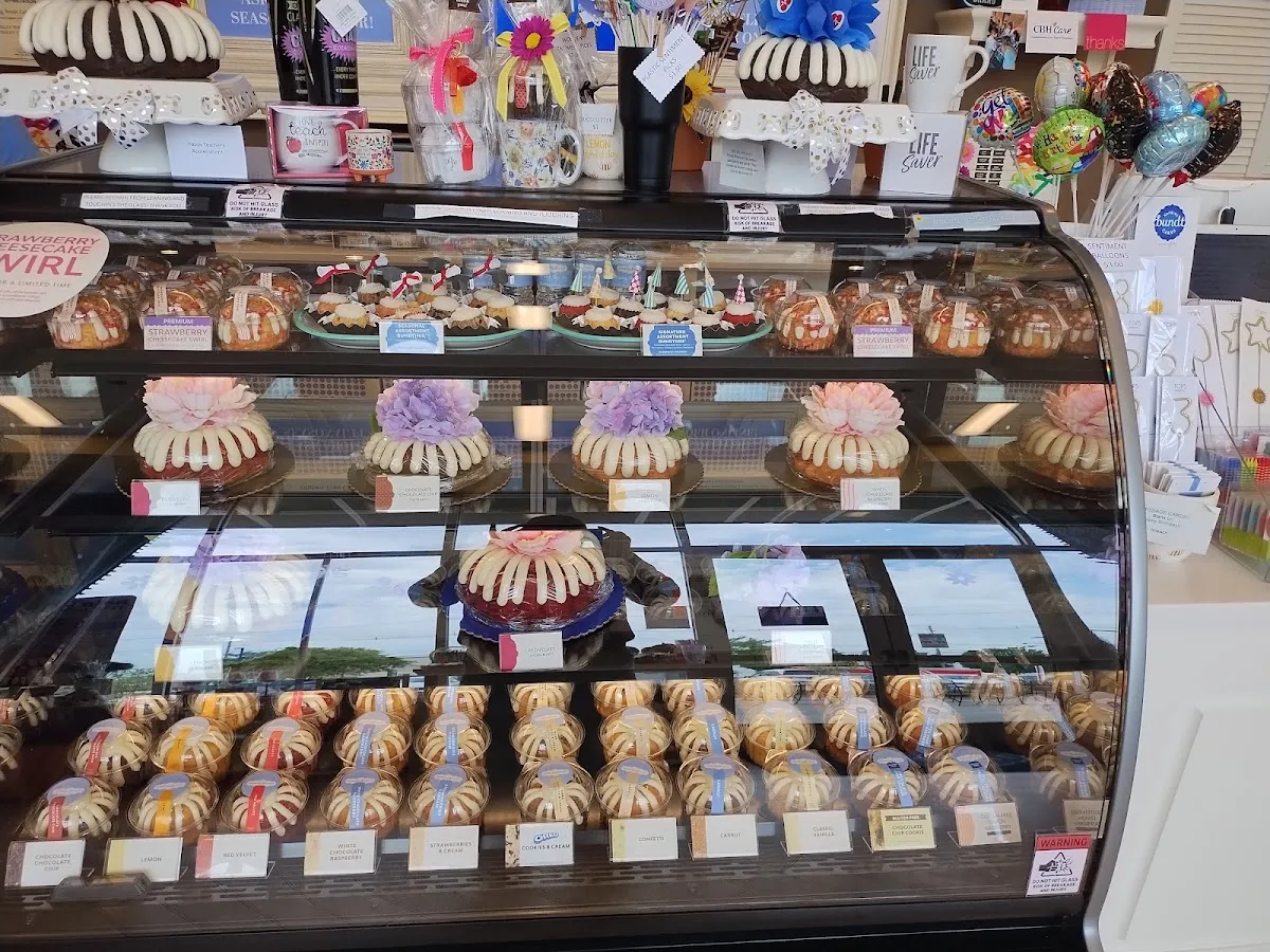 Nothing Bundt Cakes — foto 8