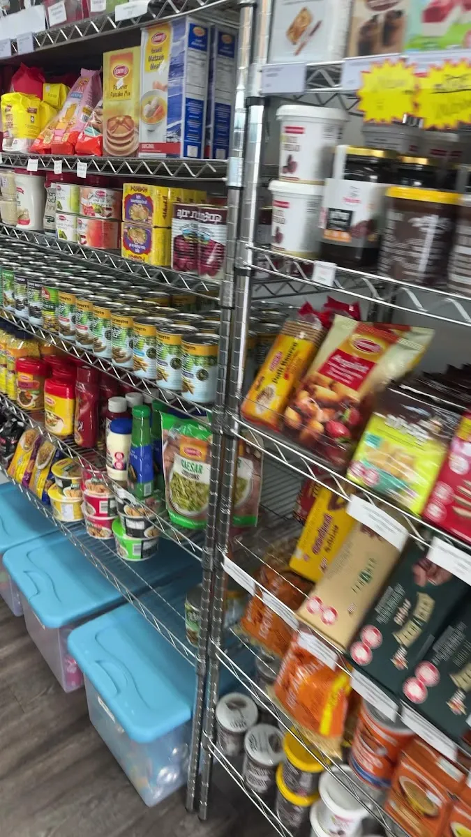 Nova Market and Cafe — photo 4