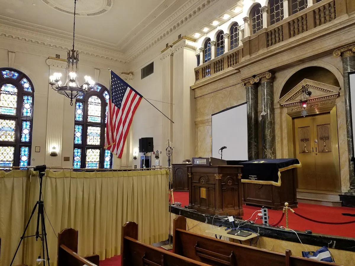 Ocean Parkway Jewish Center — foto 5