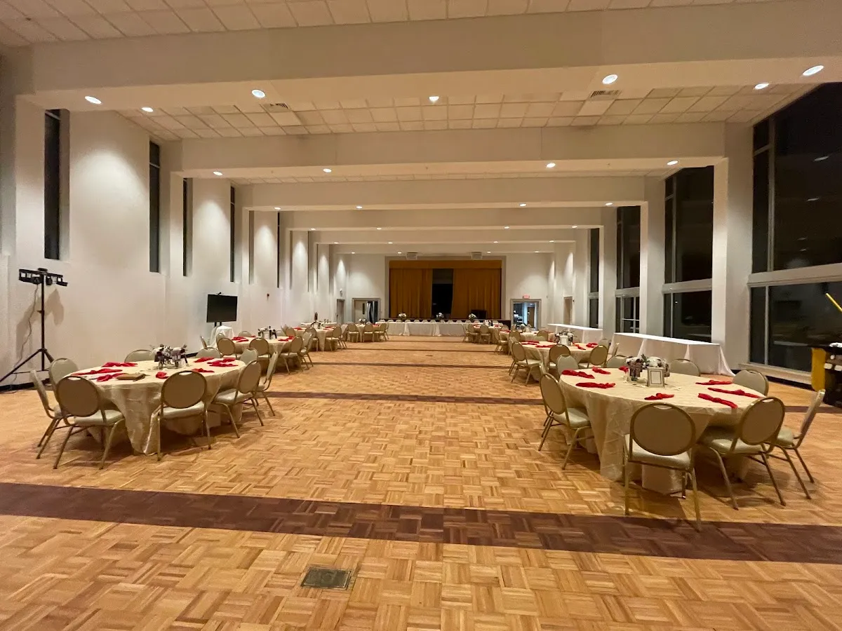Ohef Sholom Temple — photo 8