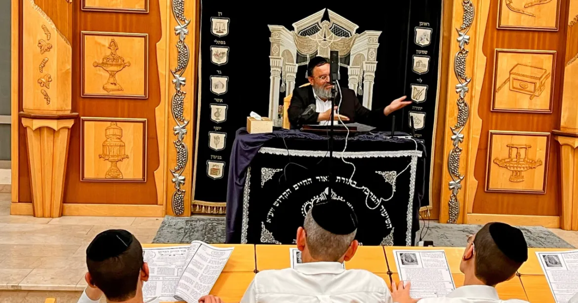 Ohel Avraham Synagogue (Or HaChaim shiur) — foto 2