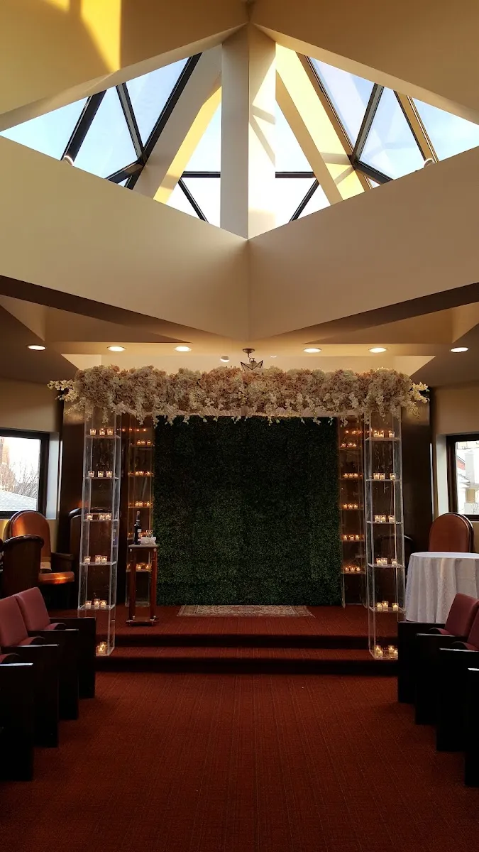 Ohel David and Shlomo — foto 4