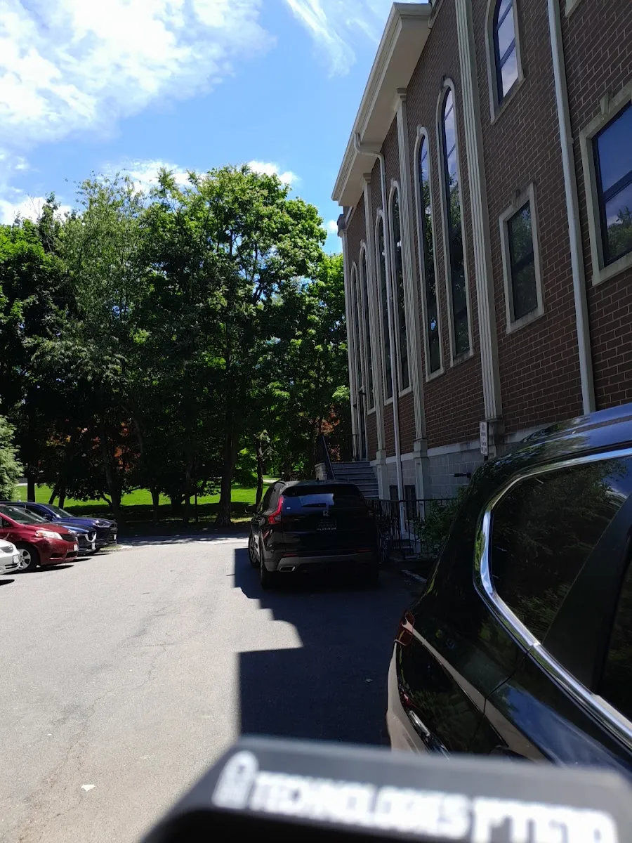 Ohel Yakov Kleins Shul — foto 2