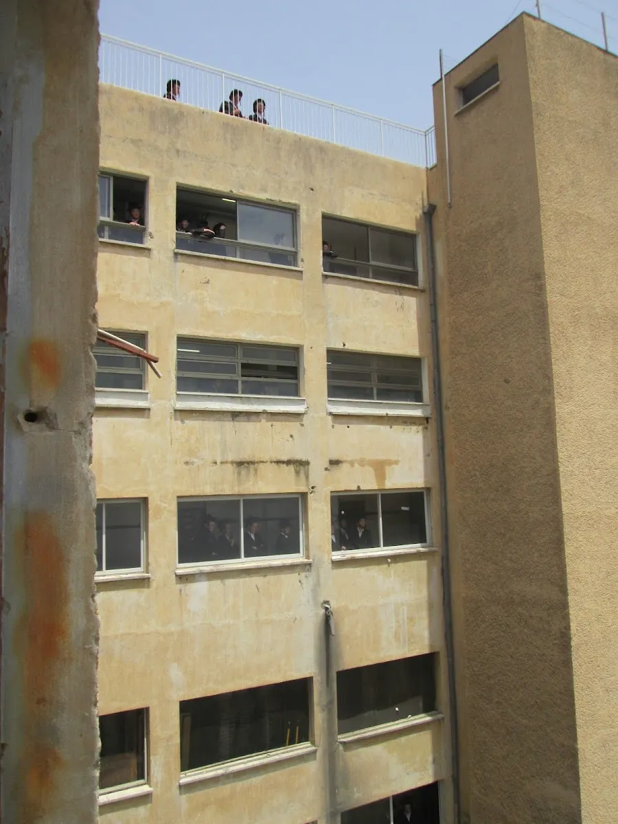 Ohel Yehoshua Yeshiva — foto 3