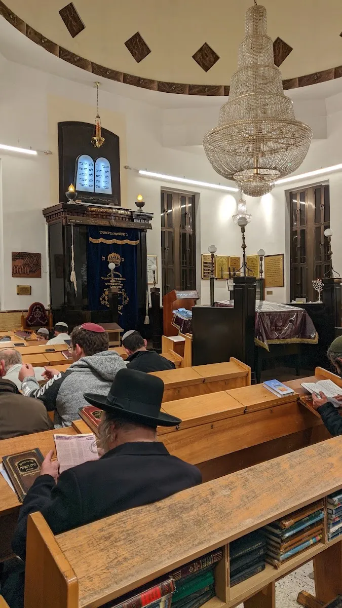 Ohel Yitzchak Synagogue — foto 7