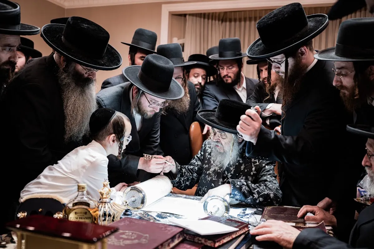 " - Ohr Lashamayim Shul — foto 2