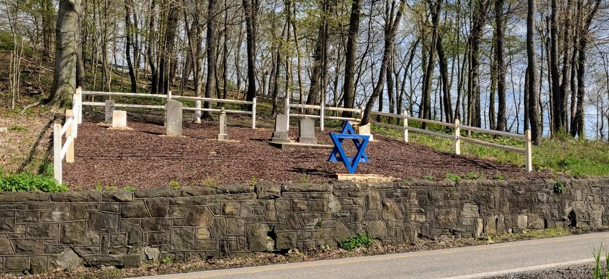Old Jewish Cemetery