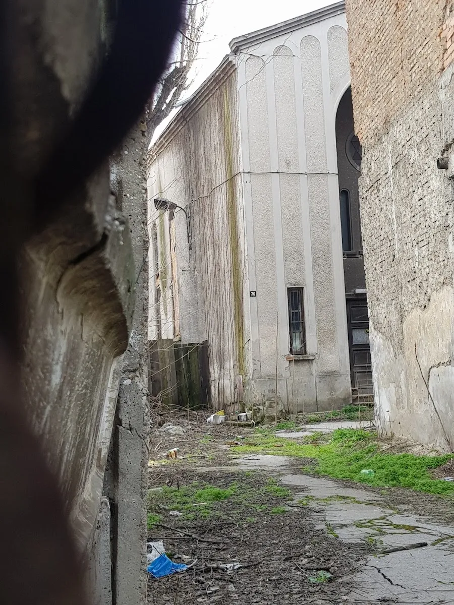 Old Synagogue Beyth Hornidraş — photo 3