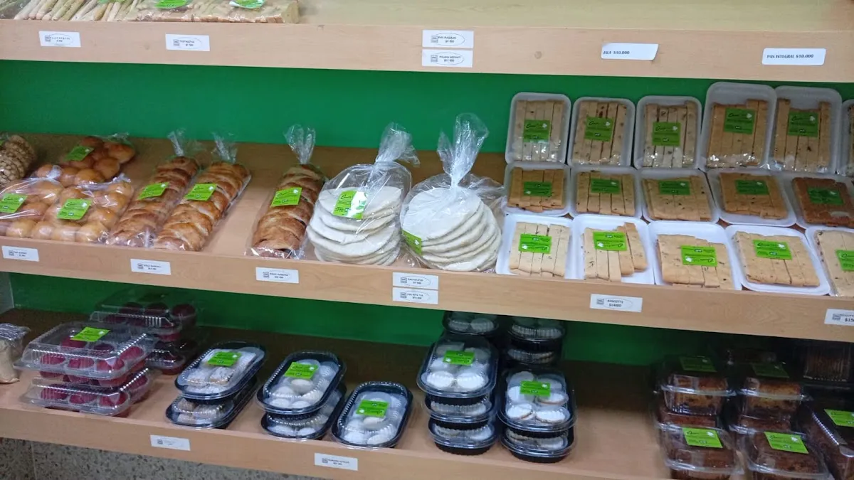 Omas Deli Kosher — photo 4