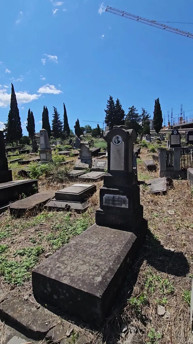 Ortachala Old Jewish Cemetery