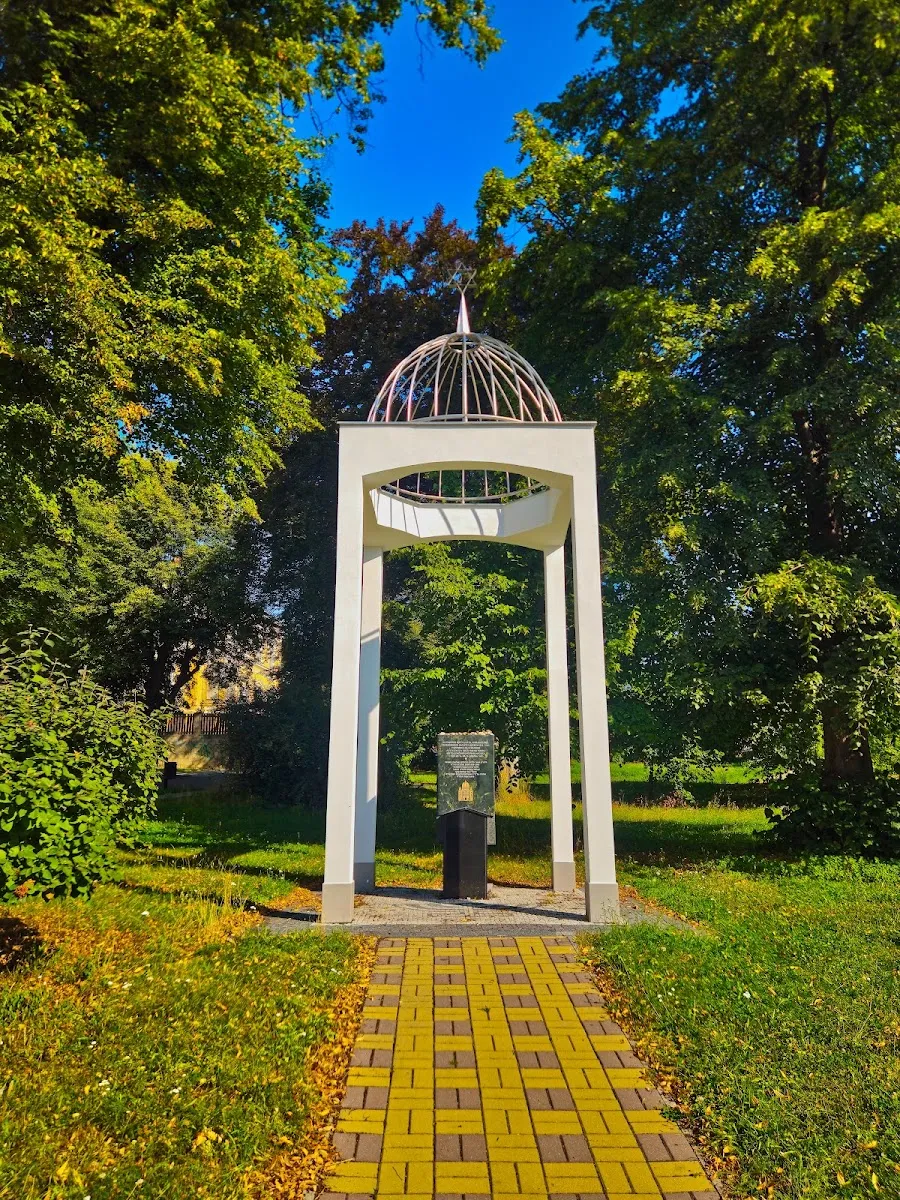 Památník bývalé synagogy Teplice — foto 4