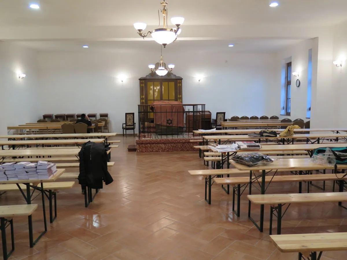Papa Mikvah Synagogue Vyaged Yakov — foto 2