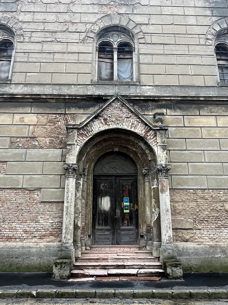 Pápai zsinagóga — photo 4