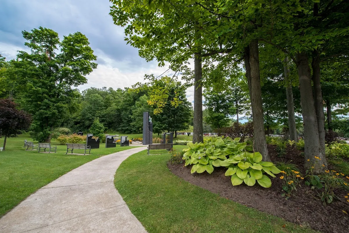 Pardes Shalom Cemetery — foto 3