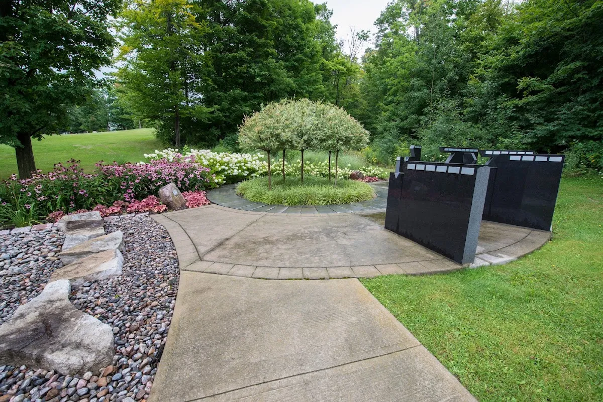 Pardes Shalom Cemetery — foto 8