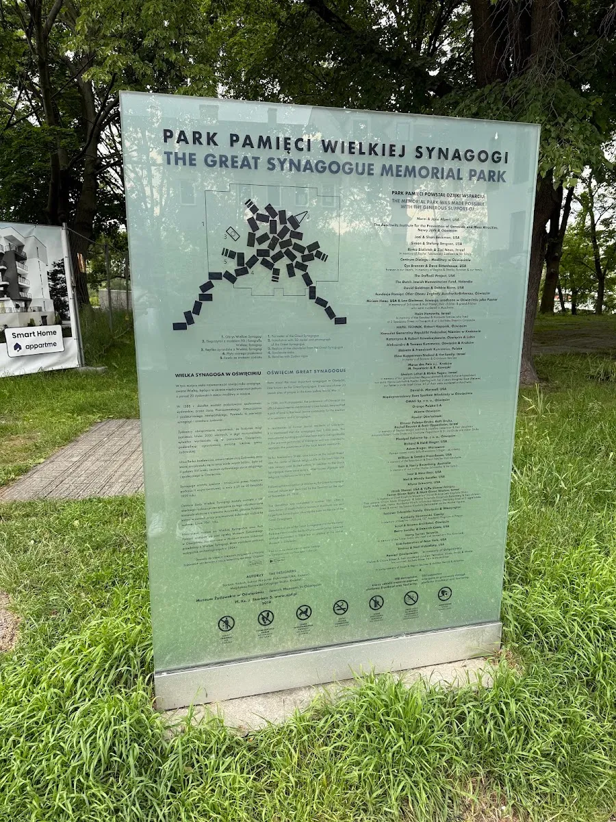 Park Pamięci Wielkiej Synagogi w Oświęcimiu — foto 3