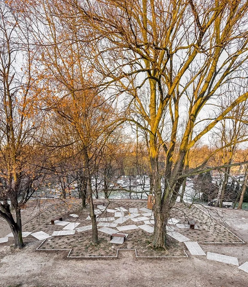 Park Pamięci Wielkiej Synagogi w Oświęcimiu — foto 7