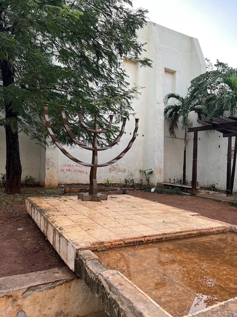 Parque de la Menorah o Parque del Holocausto — foto 7