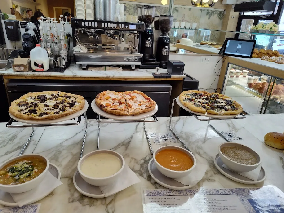 Patis Bakery — photo 4