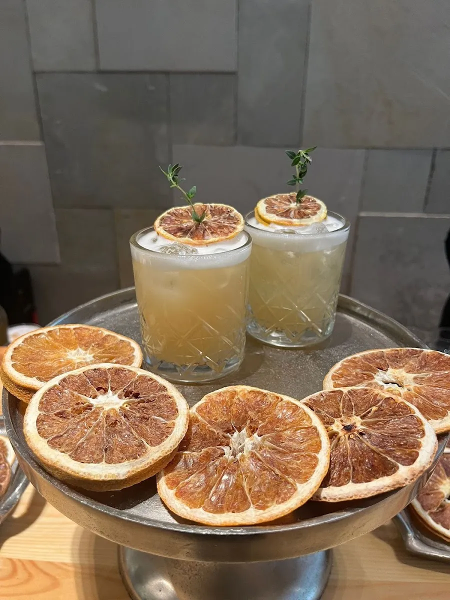 Peacock Bar Service — foto 8