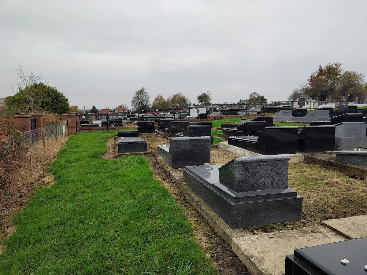 Philips Park Jewish Cemetery, Whitefield — photo 7