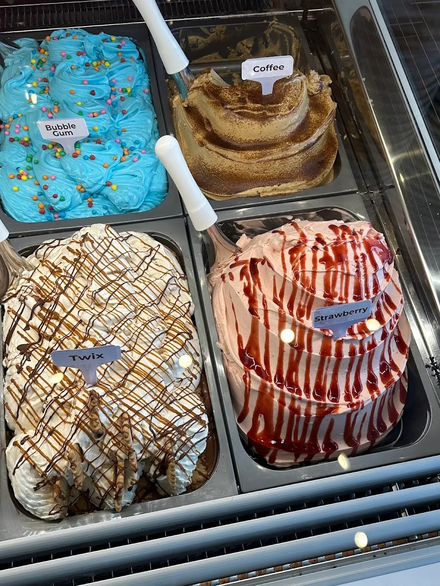Pies n' Fries (Pomona) — photo 3