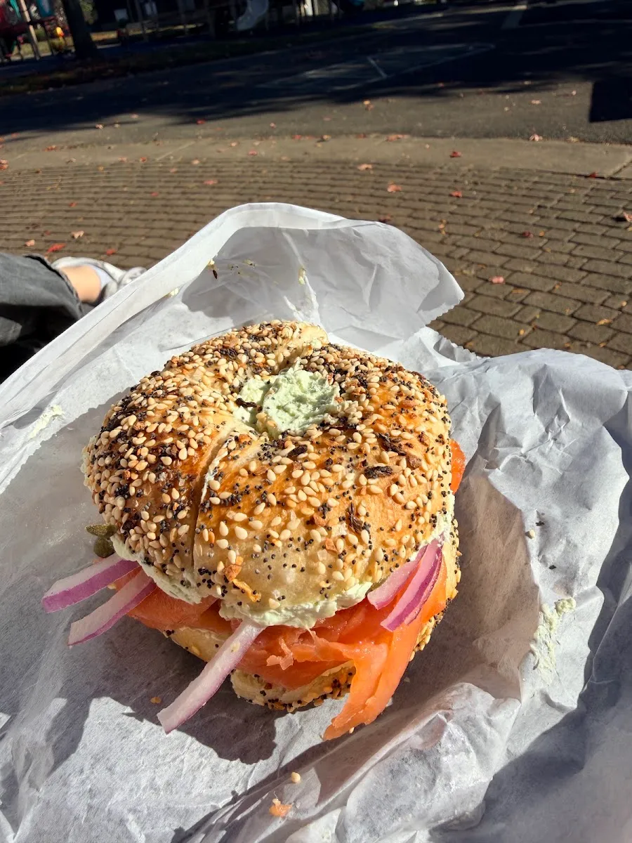 Pigeon Bagels — photo 9