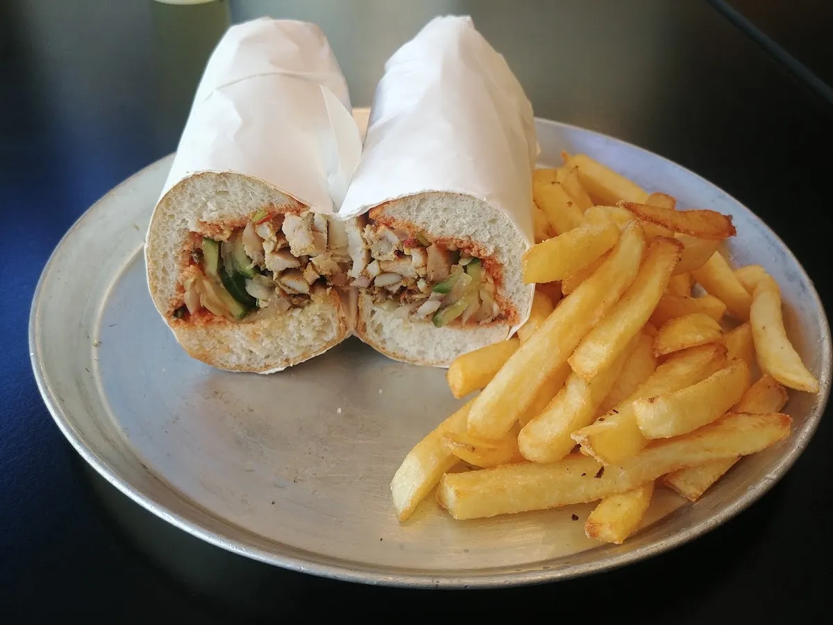 Pinat HaShlosha (Ramat HaChayal) — photo 6