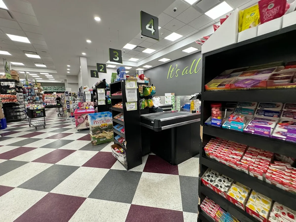 Pineapple Supermarket — photo 6