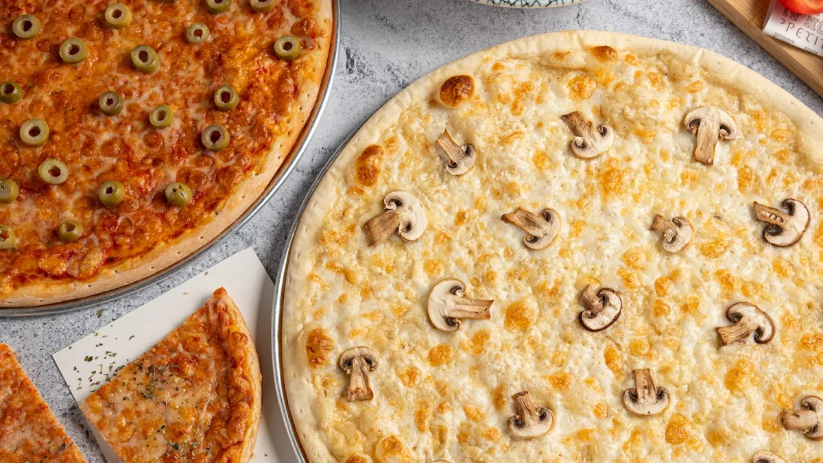 Pizza BeMeshulash — photo 4