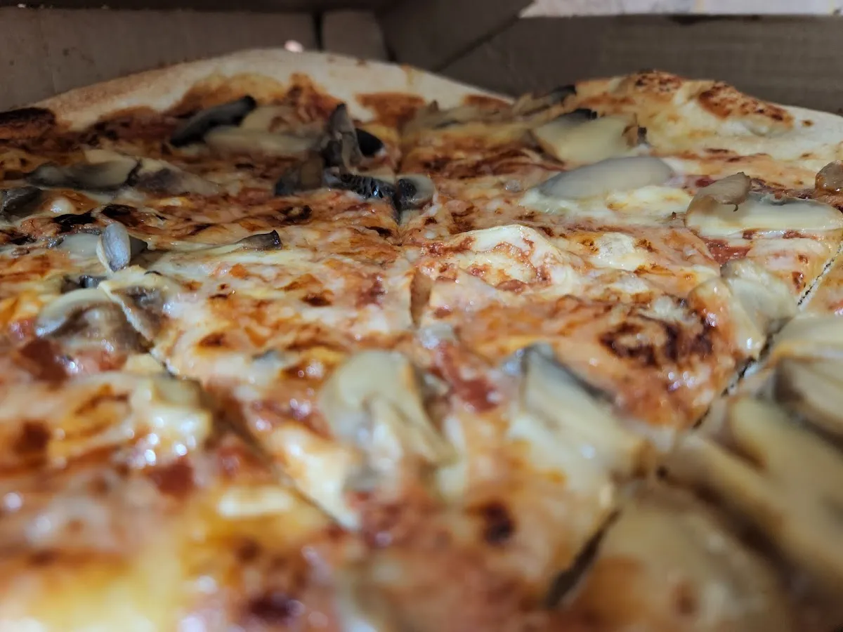 Pizza Esh — foto 3