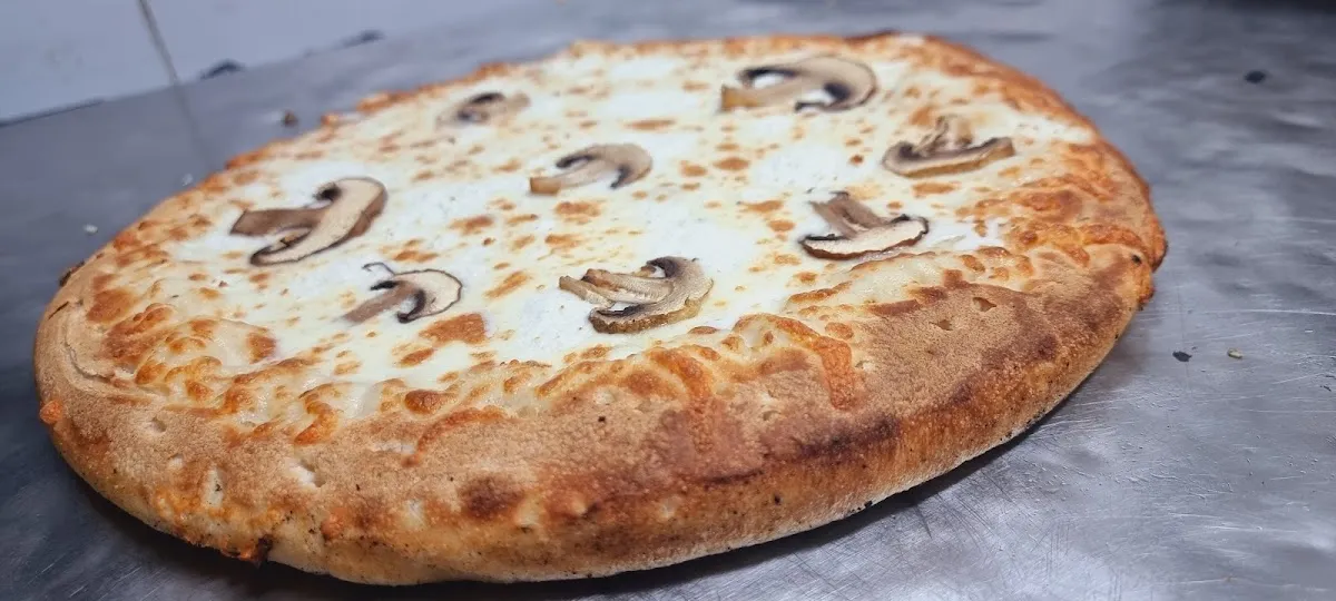 Pizza Golda — photo 2