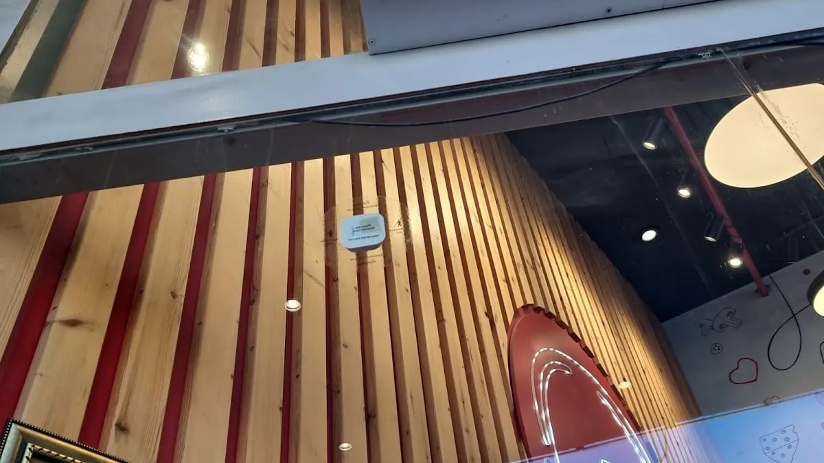 Pizza Hut (Kanyon Ramot) — foto 6