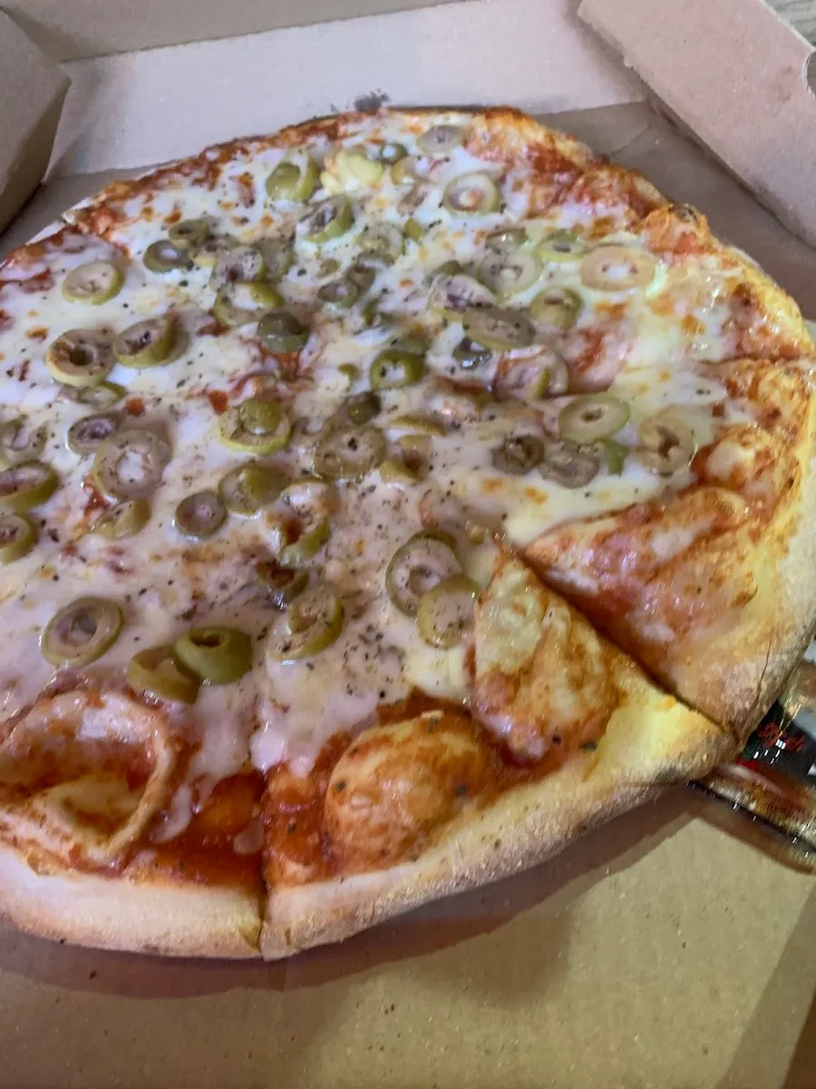 Pizza Lucci — photo 3