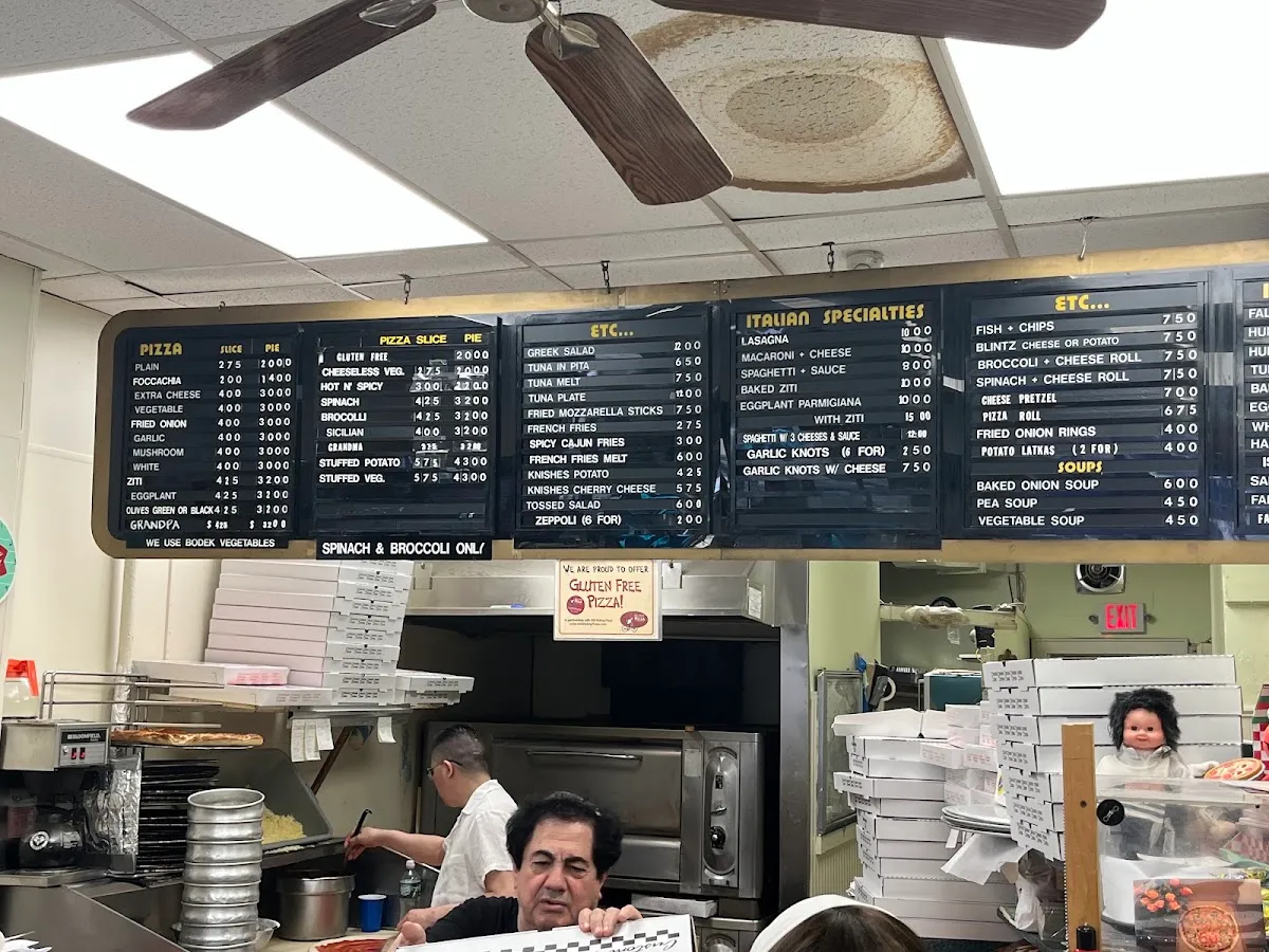 Pizza Pious — photo 3