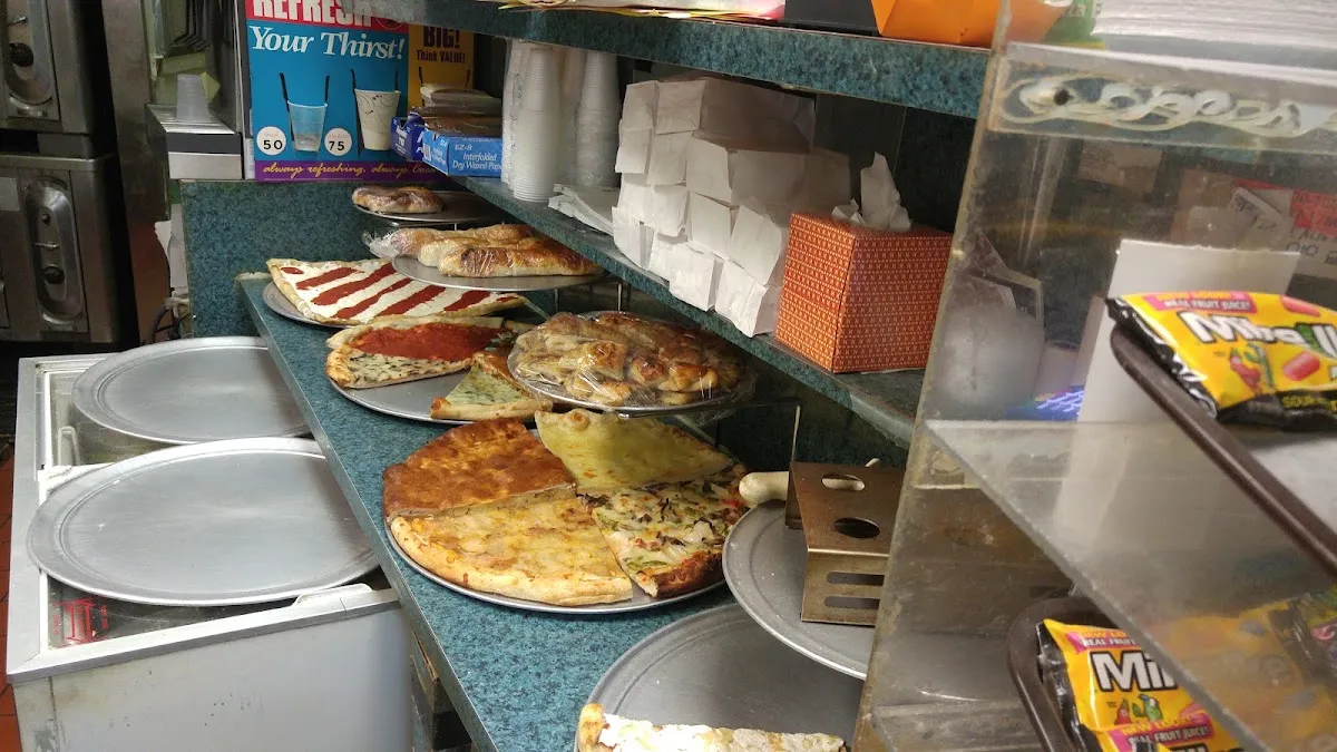 Pizza Pious — photo 6