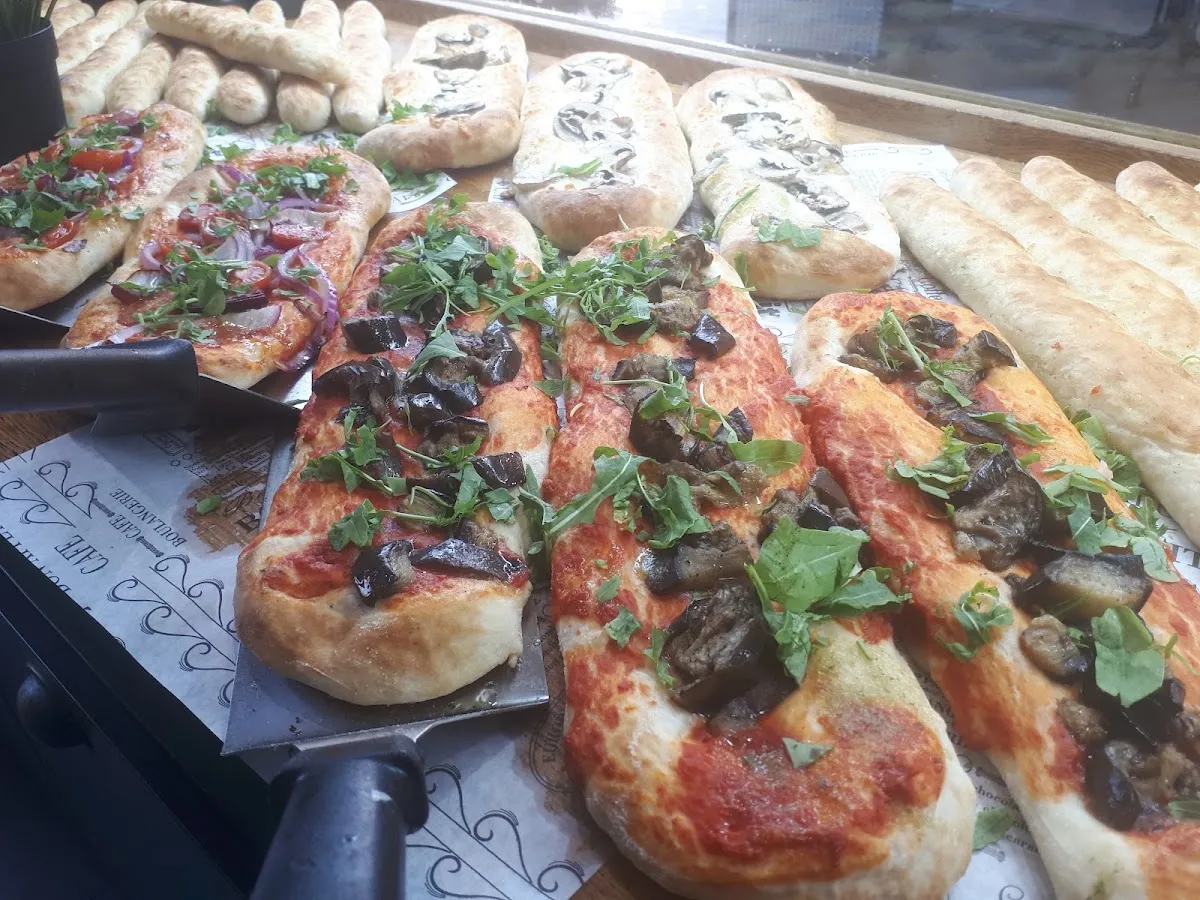 Pizza Shop — photo 5