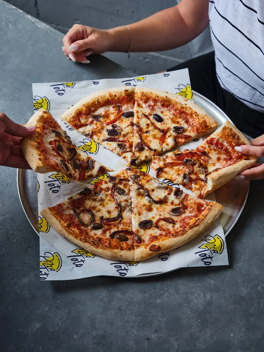 Pizza Toto — photo 3