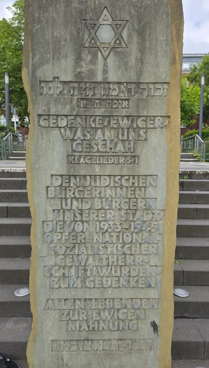 Platz der Alten Synagoge — photo 2