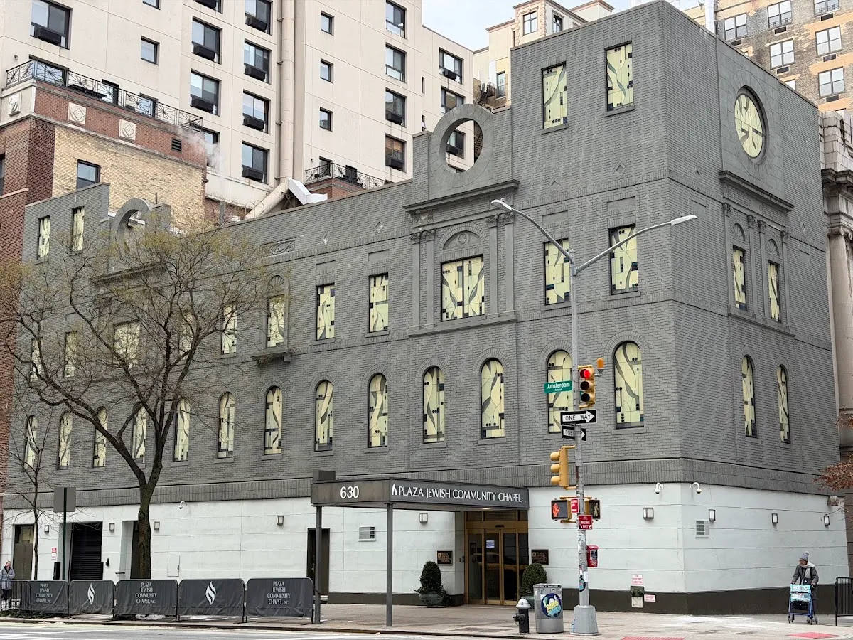 Plaza Jewish Community Chapel — photo 8