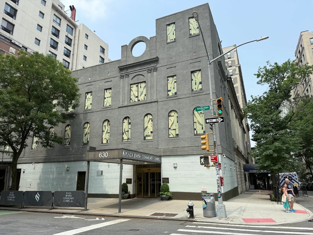 Plaza Jewish Community Chapel — photo 9