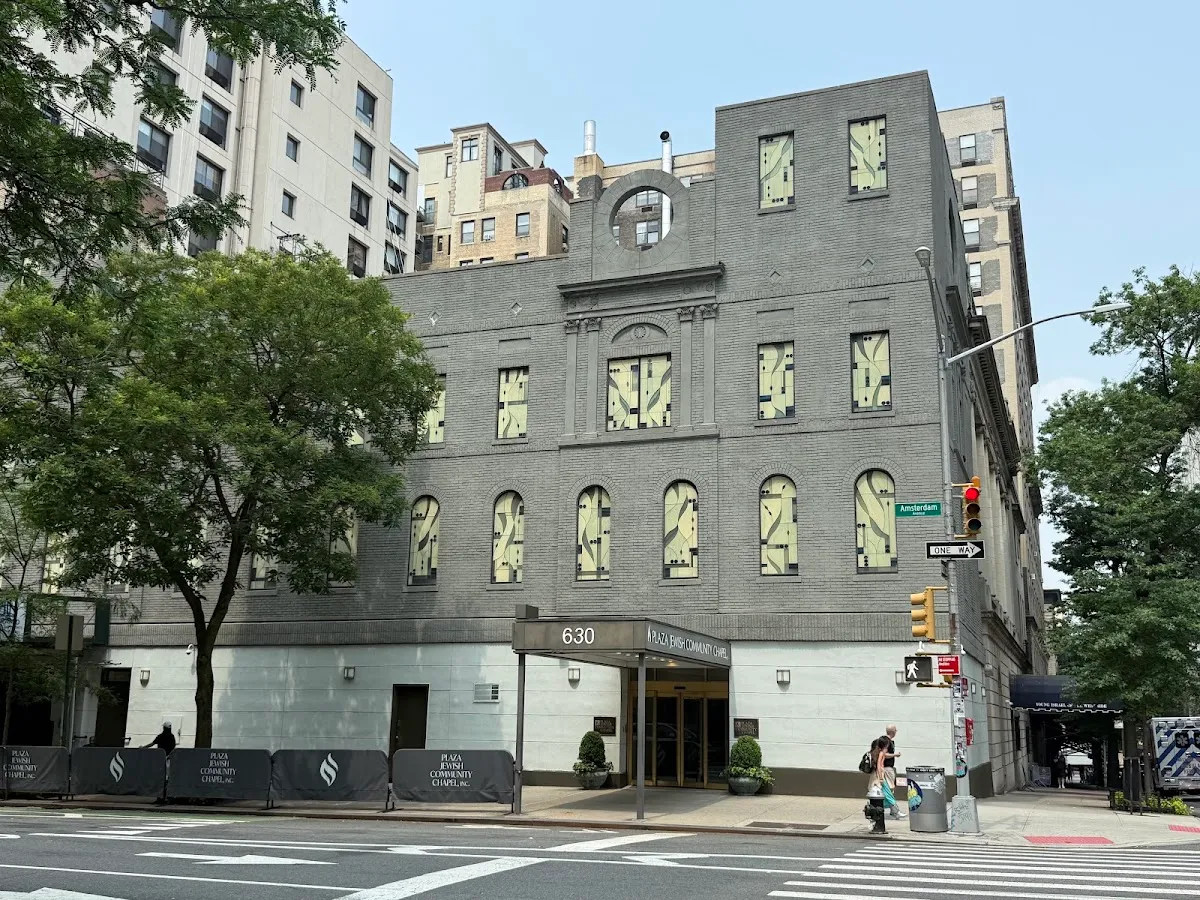 Plaza Jewish Community Chapel — photo 10