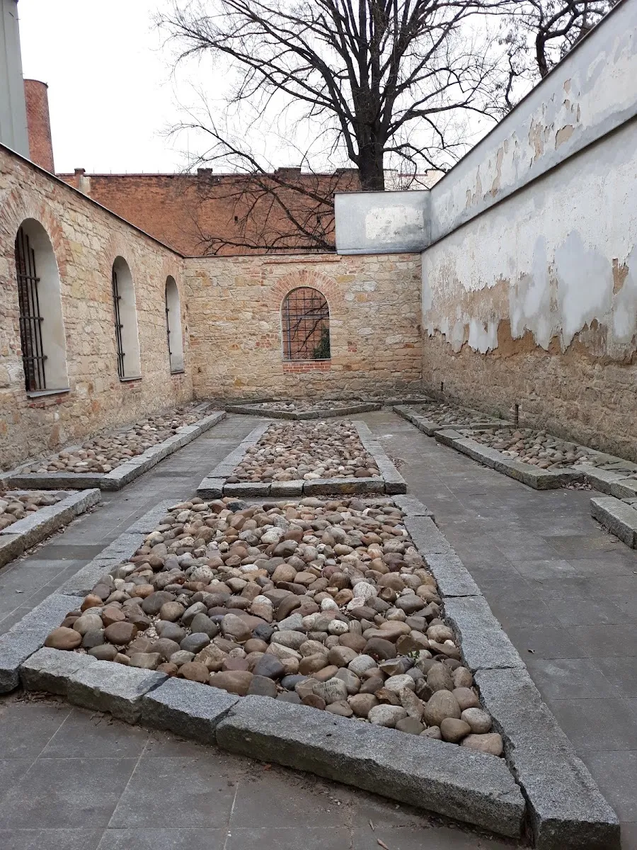 Pomocná synagoga Plzeň — foto 10