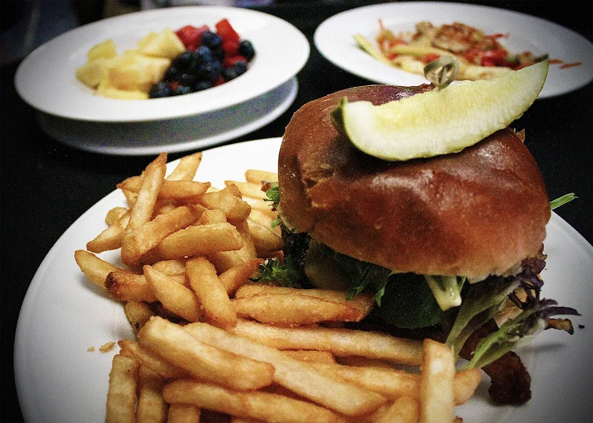Pop's Bar and Grill — photo 7