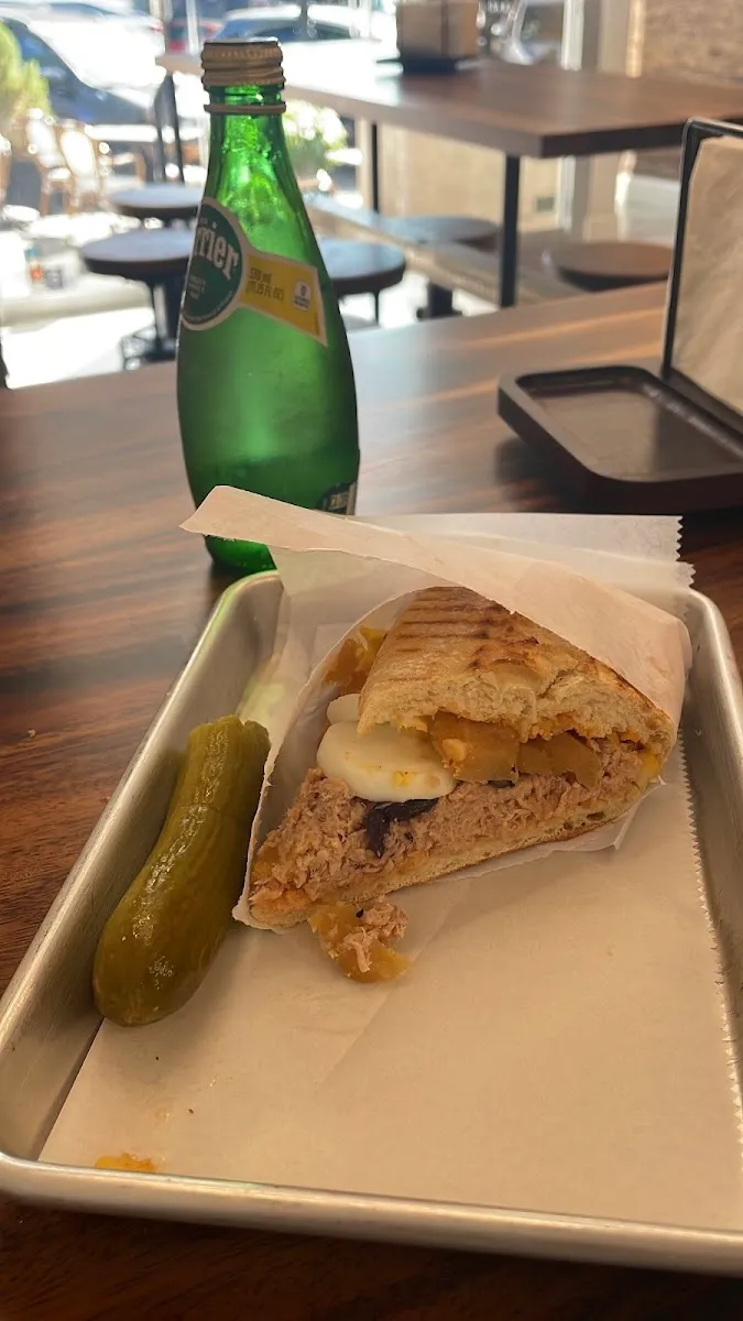 Pressed Elite Sandwich Bar — photo 10