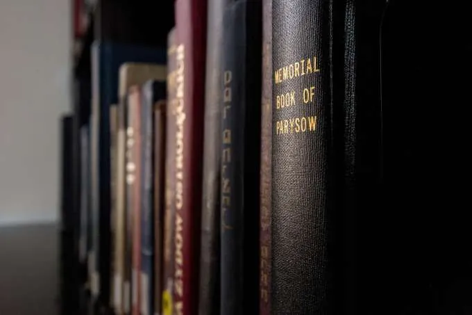 Price Library of Judaica Suite — photo 2