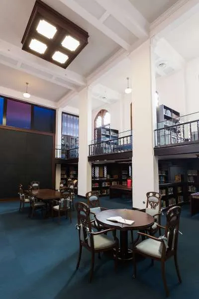 Price Library of Judaica Suite — photo 5
