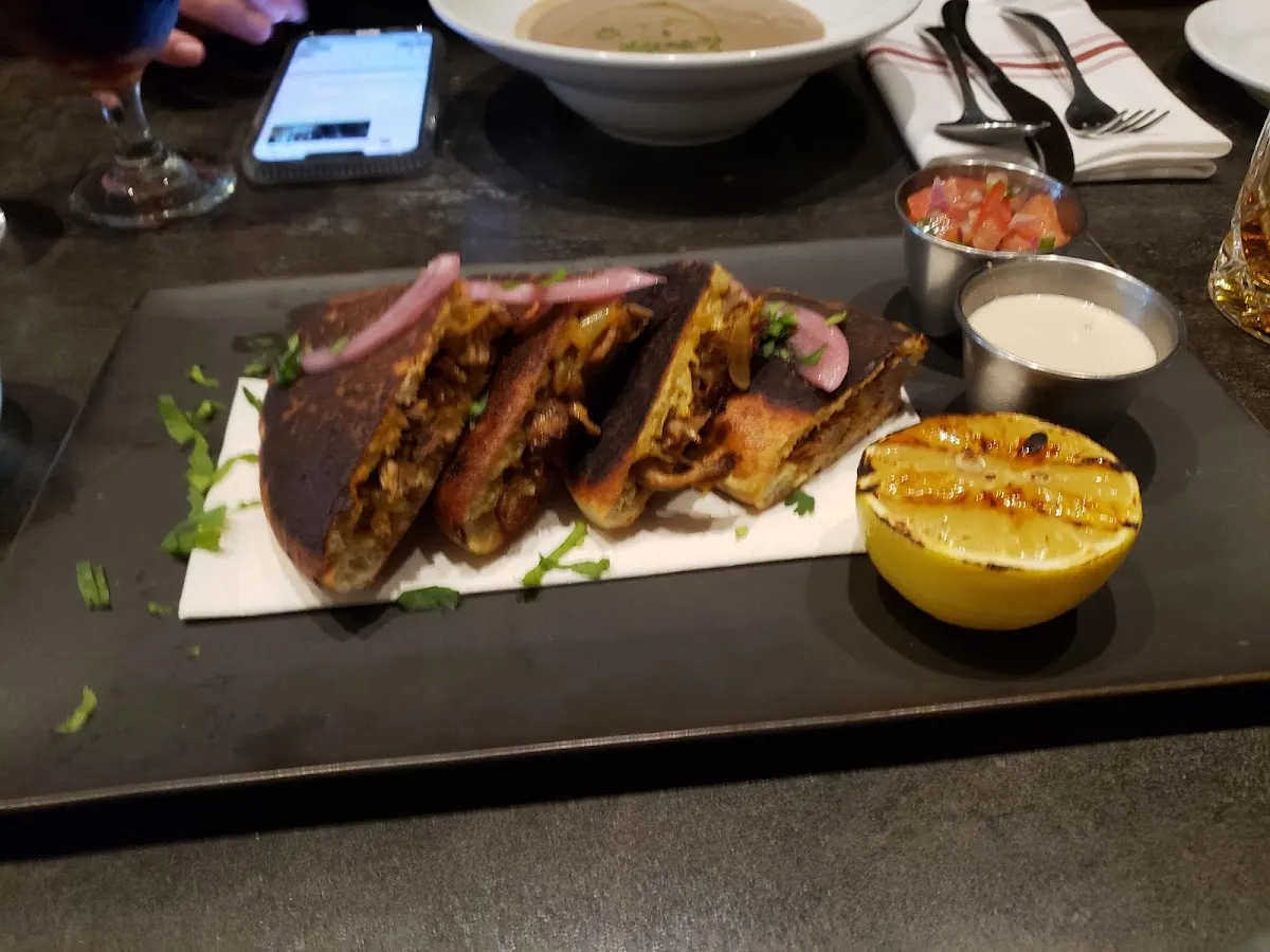 Prime on Avenue — photo 4
