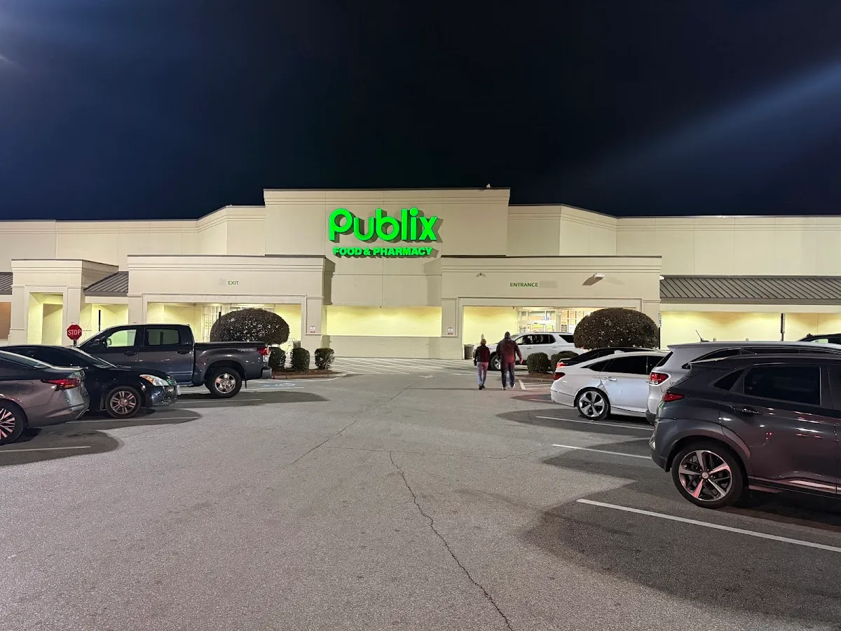 Publix Super Market at Trenholm Plaza (Forest Drive)
